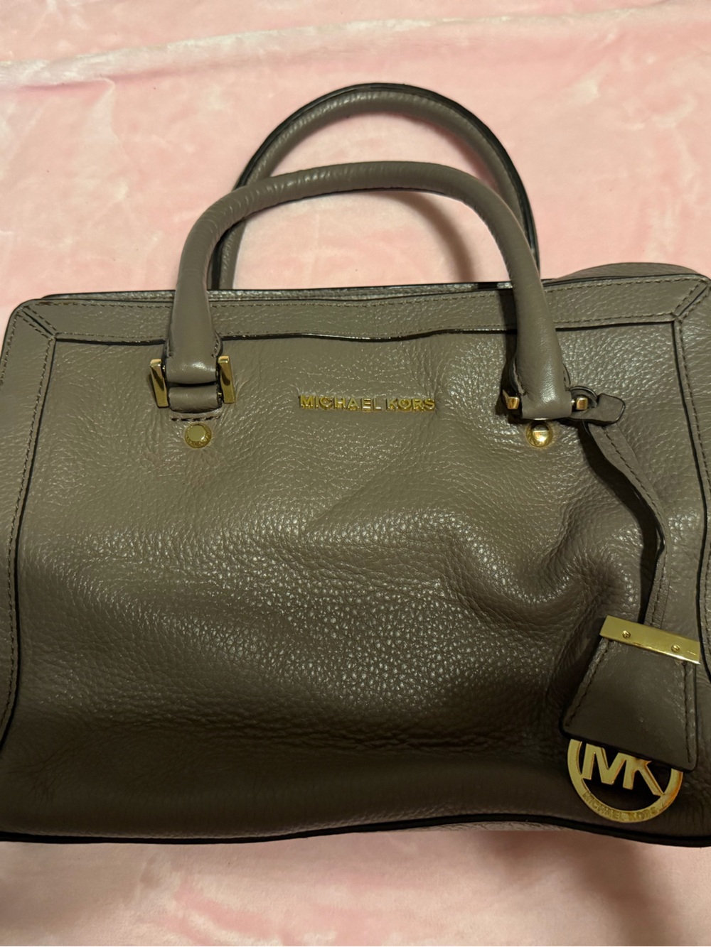 Michael Kors satchel in Gray pebbled leather